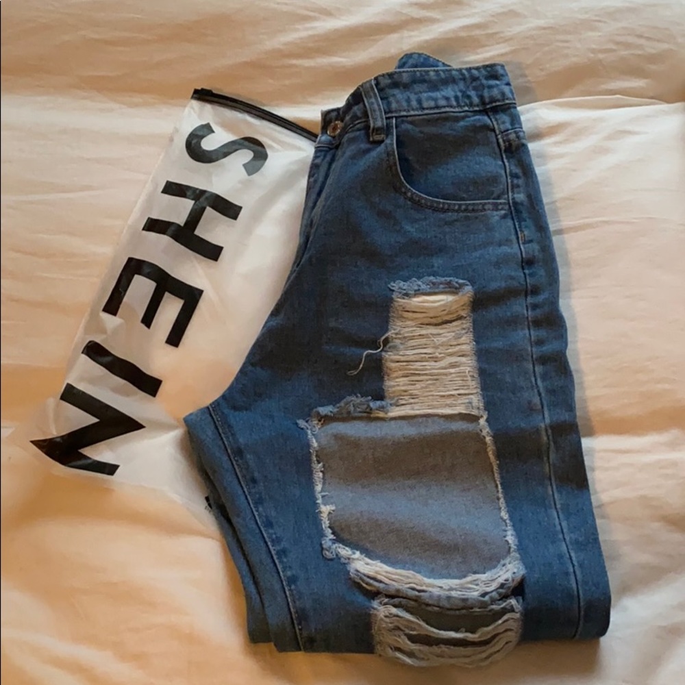 SHEIN Distressed Mom Jeans